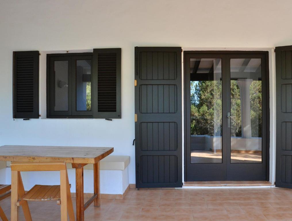 Apartamentos Noray Es Calo  Ruang foto