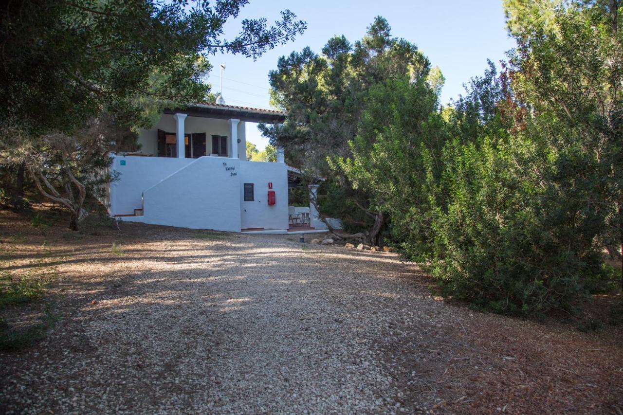 Apartamentos Noray Es Calo  Bagian luar foto